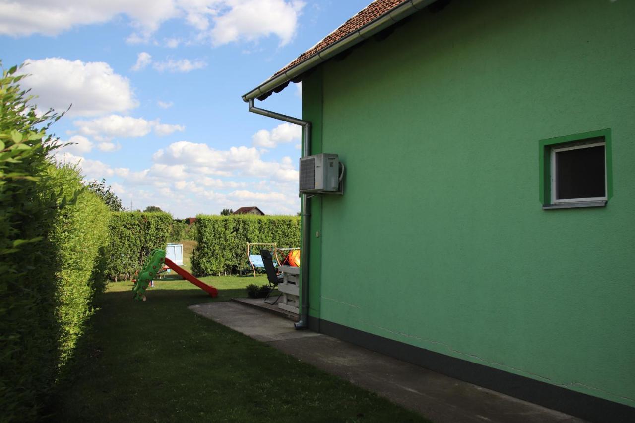 Charming Studio Masa Palić エクステリア 写真